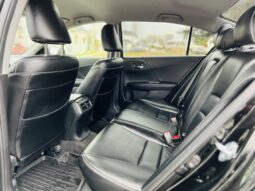 
										2017 Honda Accord Touring Hybrid full									