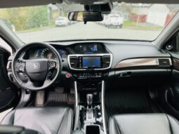 
										2017 Honda Accord Touring Hybrid full									