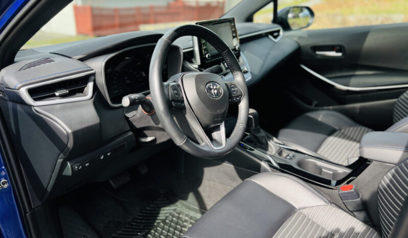 
								TOYOTA COROLLA 2021 XSE full									