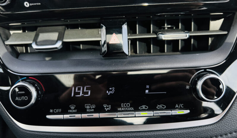 
								TOYOTA COROLLA 2021 XSE full									