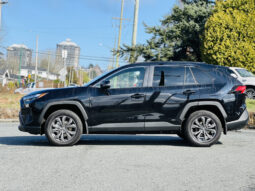 
										2024 Toyota RAV4 Hybrid XLE full									