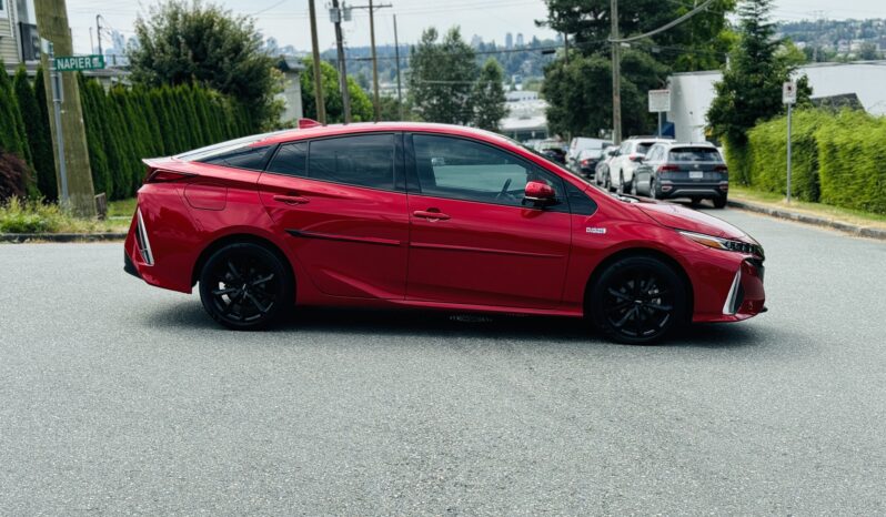 
								2020 Toyota Prius Prime full									