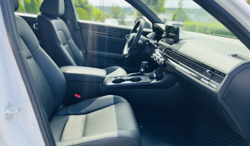 
								2022 Honda Civic Sport Touring full									