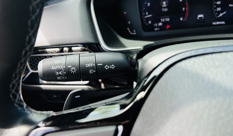 
								2022 Honda Civic Sport Touring full									